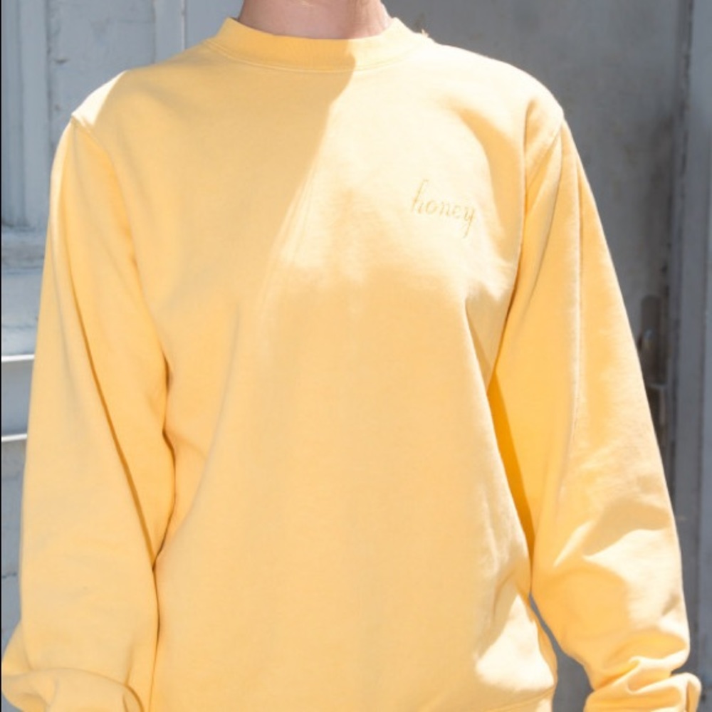Brandy Melville Yellow Honey Sweatshirt Small